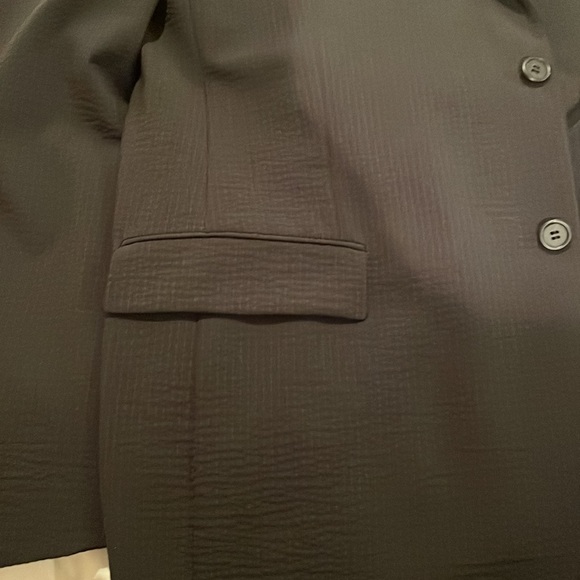 Prada men’s blazer - size 54L - Black with subtle pinstripes - Picture 11 of 16